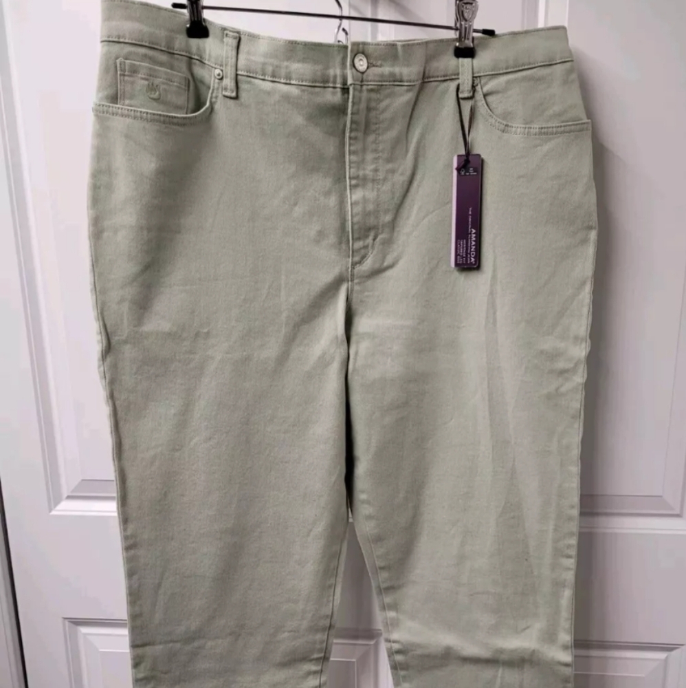 Gloria Vanderbilt Amanda Women's Jeans Size: 18 Average